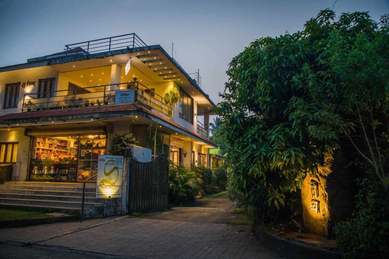 Sanidhya Resort Alībāg Exterior foto